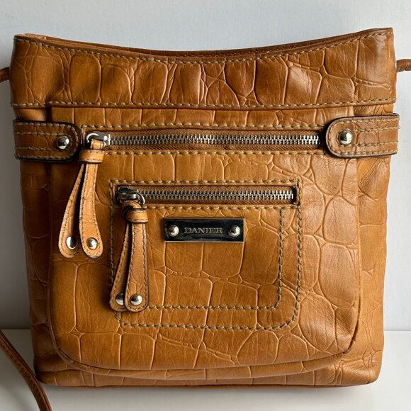 Danier Handbags - Vintage Danier Leather Crossbody Bag/Purse with Paisley Lining in Caram…
